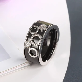 HUADIE ženski prstan iz keramike v beli in črni barvi. modni nakit 2021
